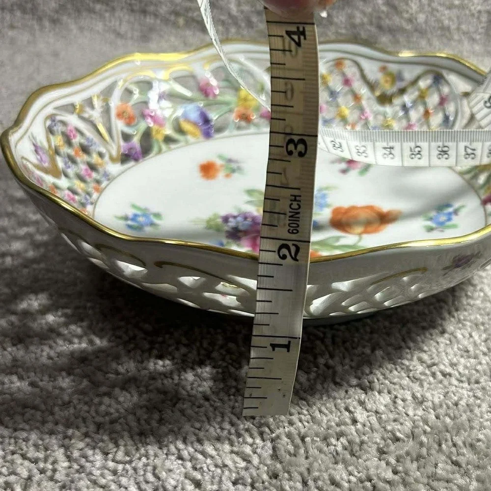 Dresden Schumann Chateau Bavaria Porcelain Reticulated Lattice Bowl‎ Flowers